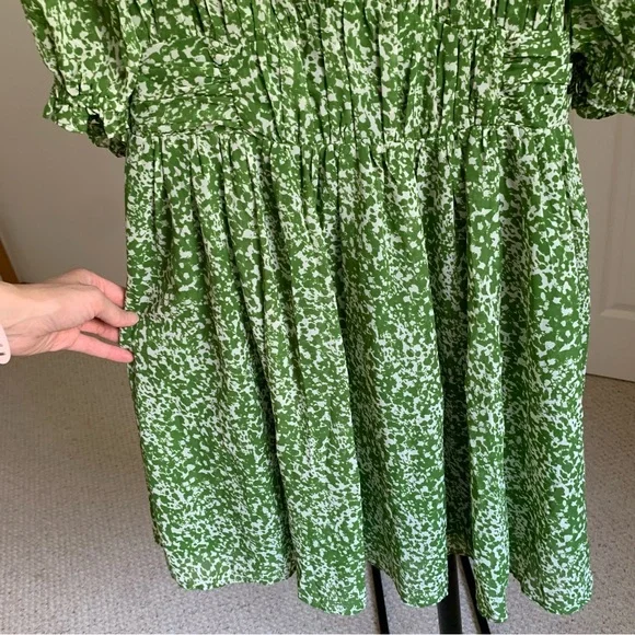 Abercrombie & Fitch Green Puff Sleeve Mini Dress NWT Medium Tall - Picture 5 of 12